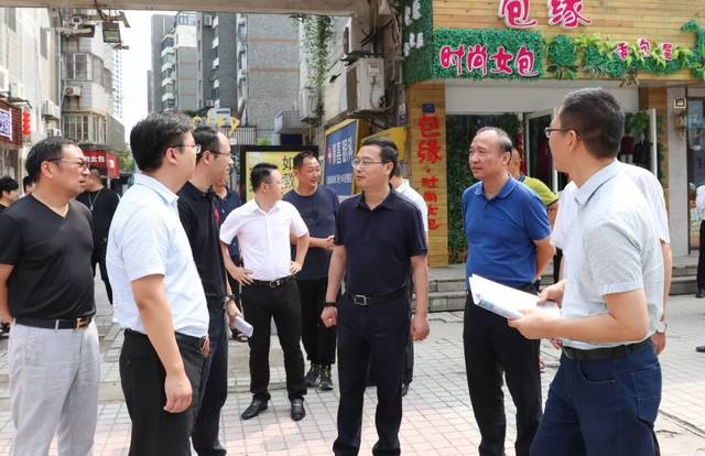 刘浩调研八仙城步行街及环濠河周边整治提升工作