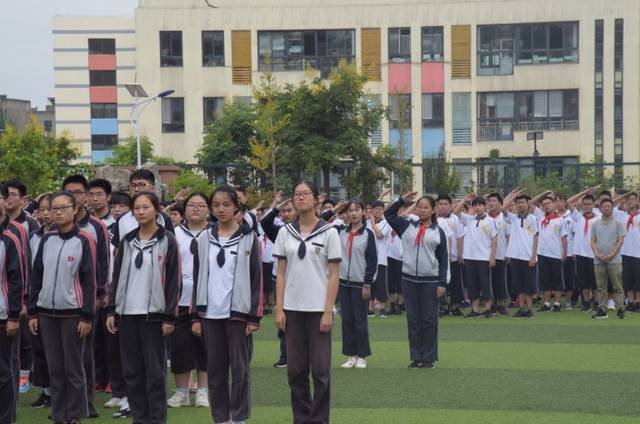 的二十九中幕府山初级中学呈现出一派前所未有的蓬勃朝气与昂扬的斗志