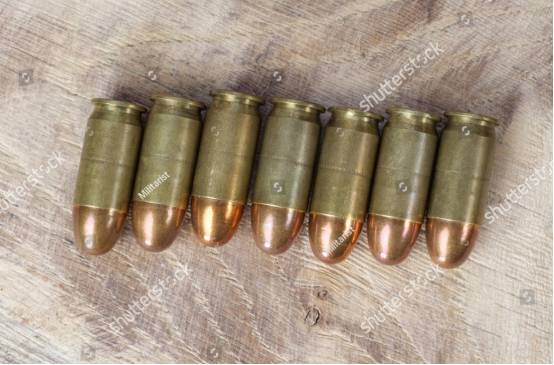 45柯尔特自动手枪弹(acp)啦~首先说明一下,像9*19mm帕拉贝鲁姆手枪弹