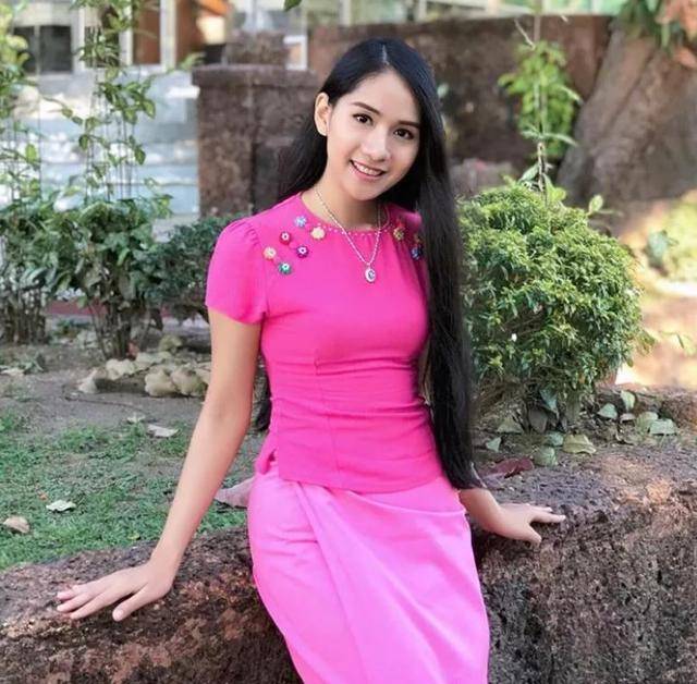 缅甸美女为何钟爱留长发原来头发曾被视为缅甸女性的第二张脸