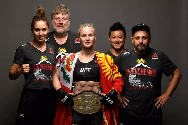 专题| 夺冠后的伟丽霸王:这一切,只是个开始