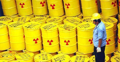 航母使用核动力, 一次装多少铀235, 一公斤浓缩铀要多少钱?