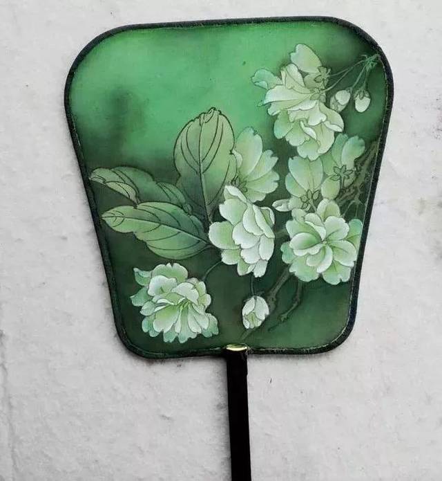 图文教程:工笔樱花宫扇绘制步骤