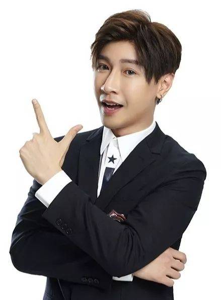 另类独行抖音英语大v杨家成亮相银川关于他的秘密都在这本书里