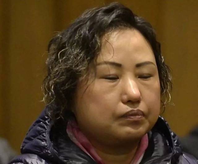 53岁大妈骗中国女人去卖淫,终于认罪了!