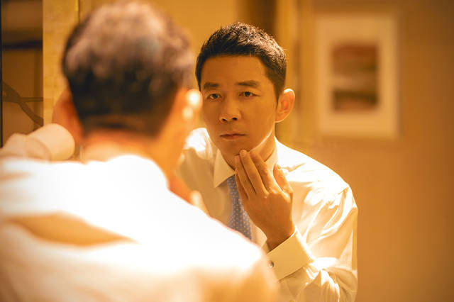 由邢佳栋,贾乃亮,李纯等人主演的新时代军旅大剧《空降利刃》在北京