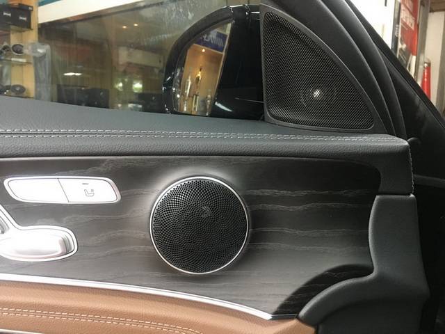 聆听美妙歌声 奔驰e260汽车音响改装诗芬尼奔驰专车专用豪华版