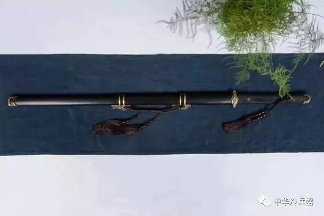 アバパクリ】繍春刀 牛尾刀 苗刀 手鍛造打 古兵器 武具 刀装具 両手刀
