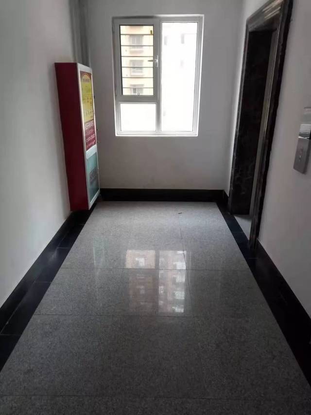 楼道和楼梯间属全体业主共有,你凭啥要霸占?