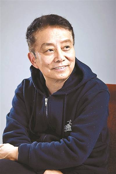 导演黄建新:展现历史伟人"另一面"