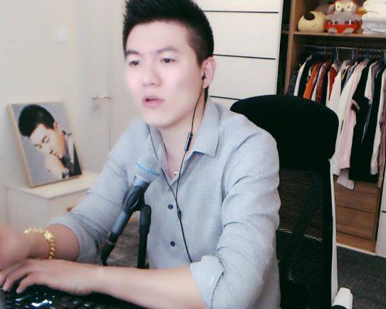 老李上线透露老婆大宝得了重度抑郁症45个节点老李封玄律玄律放狠话封