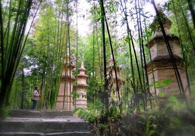 淅川香严寺和坐禅谷图片