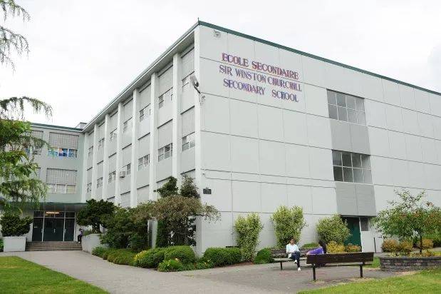 温哥华教育局春季位置:UBC校园内的Uhill(大学