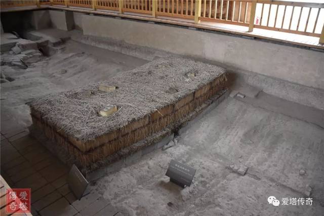 冰块储存很长时间,储存冰块的历史悠久,陕西凤翔发现有春秋时代的冰室