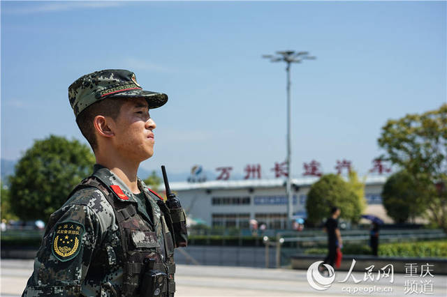 中秋佳节 重庆武警官兵坚守一线保平安