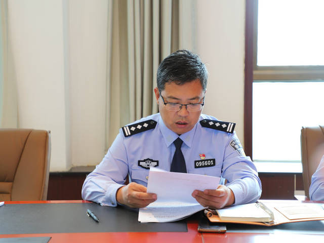 县委常委,政法委书记,公安局长李光玺主持会议会议现场9月12日中午