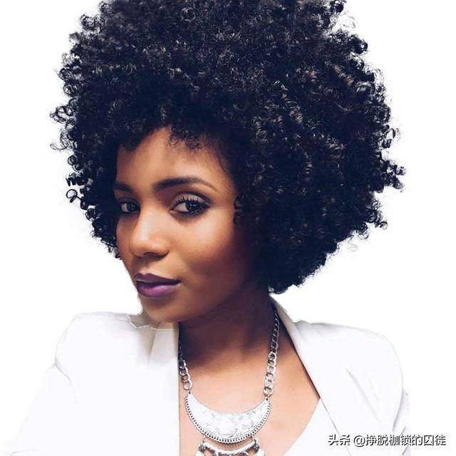 虽然从外观上看,不同种族人群具有鲜明特征性头发类型.