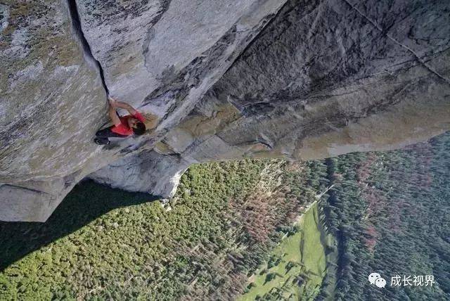 徒手攀登 free-solo climbing(无保护徒手攀岩)_手机搜狐网