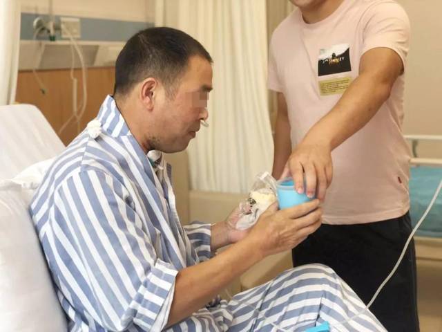 经过手术治疗下咽癌患者成功保住了喉功能11天后就能进食说话