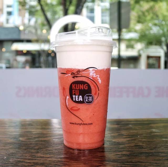 功夫茶4cm厚的海盐咸奶盖实力颜值双位出圈