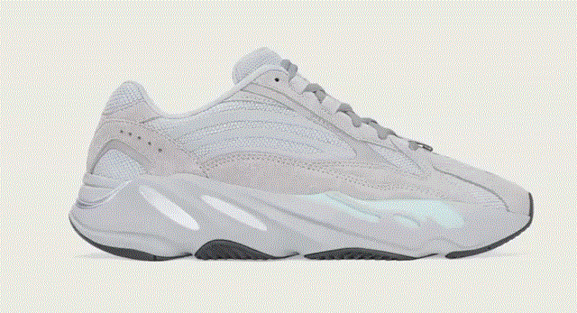 yeezy 700v2「雾霾蓝」月底压轴登场,最新实物上脚美图释出