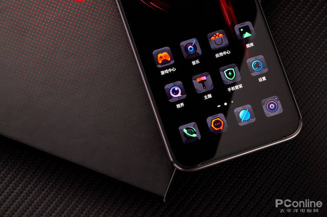 红魔3s游戏体验:冷酷强悍,玩游戏真"得劲儿"_手机搜狐网