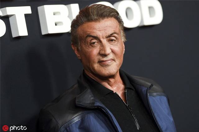 廉颇未老73岁史泰龙亮相第一滴血5首映礼