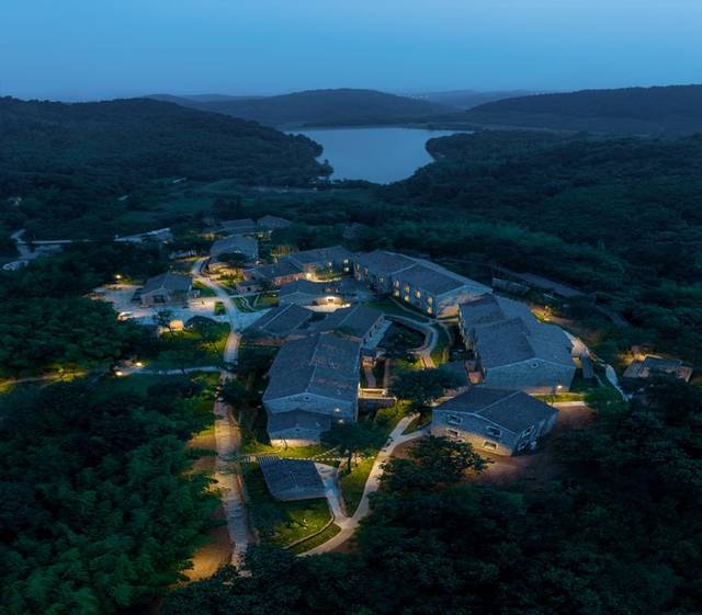 悅惠推薦南京花跡無想山居 | 穿梭於竹海中,走過山