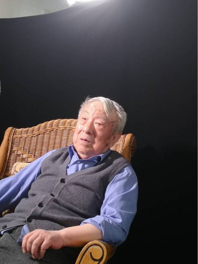 兰州大学原新闻系主任刘树田教授9月21日在兰州逝世,享年83岁