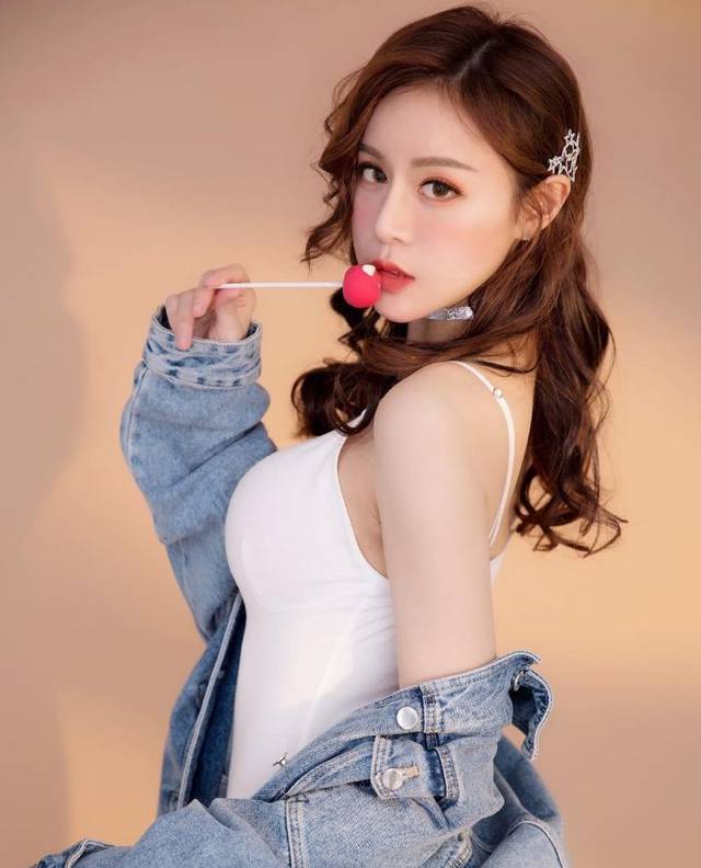 林书豪的狂热女球迷,看了照片后我成了她的球迷