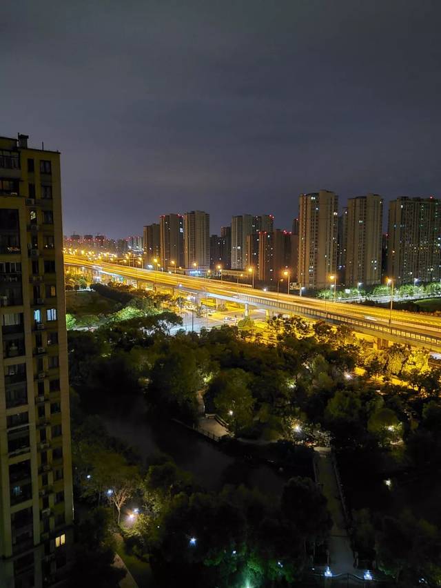 iphone11全新夜景模式样张实拍对比