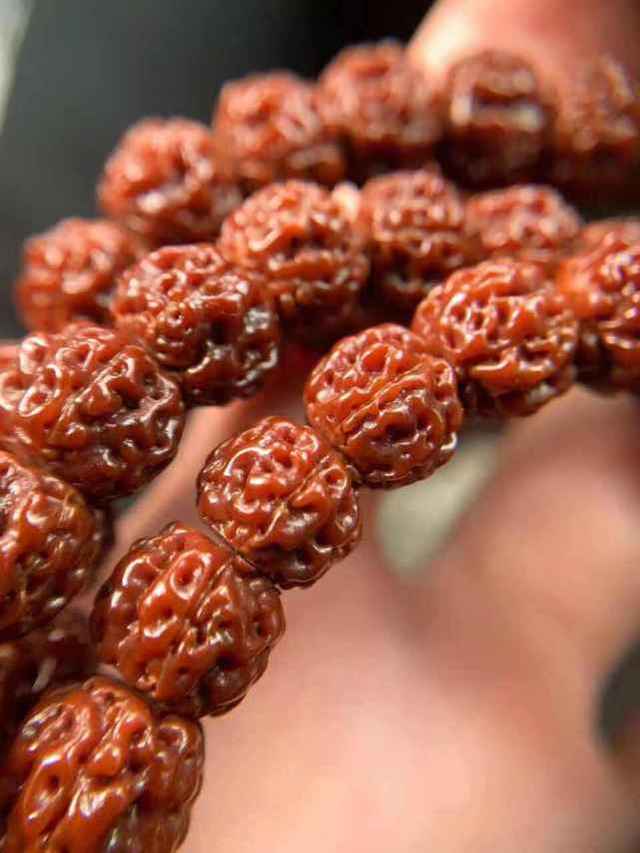金刚菩提盘玩到最后是这个样子的_搜狐网
