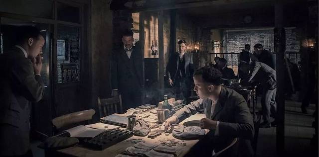 《浴血黑帮第五季》豆瓣9.5,评价破二十多万,这