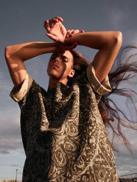 原创拥有四国混血他是绝美一男子,薄肌长发小狼狗——jeremiah