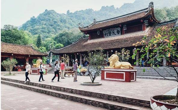 越南周边游越南镇国寺香塔波围国家公园河内歌剧院