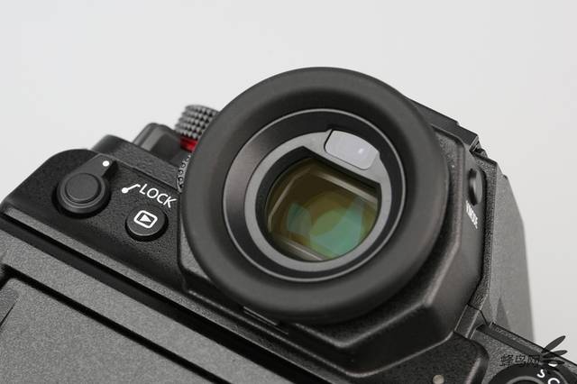 松下lumix s1h取景器