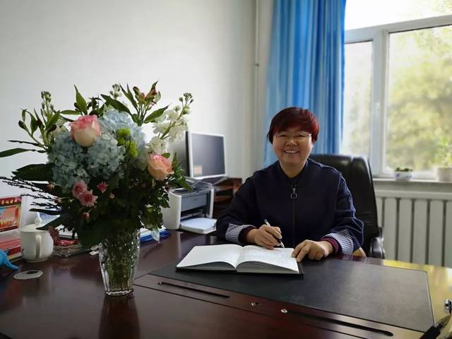 作者简介:张艳茹,女,1982年毕业于昌黎一中,现任昌黎一中副校长.