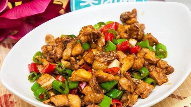 2,湘味小炒鸡