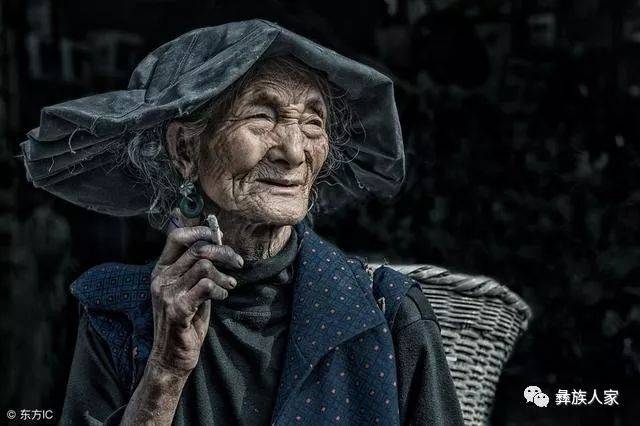 东人达:中国彝族古代史学概述