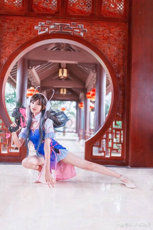 守望先锋:dva旗袍cos,长腿与古装旗袍的完美结合,美出天际