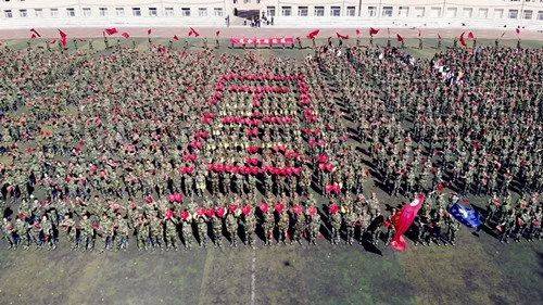 吉林体育学院隆重举行2019级新生开学典礼暨军训汇报表演