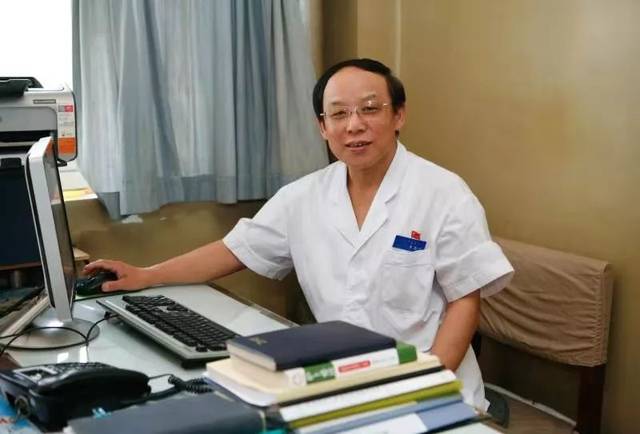 大爱无言的真正医者李尚林