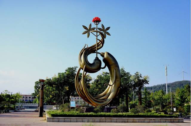 文登市旅游局协办的金参林西洋参项目考察说明会在西洋参之都中国文登