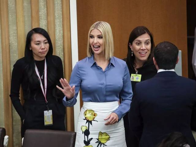 伊万卡联合国大会"走光"?