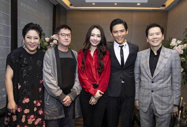 掌管新义安,与探长吕乐是亲戚,向华炎凭什么