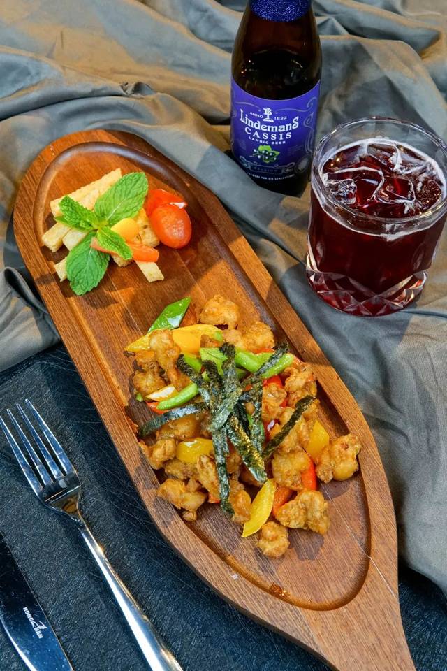 味道很特别 吃起来香脆爽口 肉质紧实,超级耐嚼 是最合适的下酒菜没错