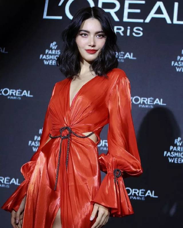 泰国女星mai davika近期穿搭解析,完美诠释什么叫时尚又大气
