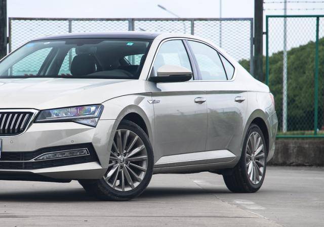 斯柯达被遗忘的好车!车长4.