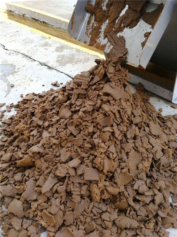 叠螺式污泥脱水机含水率太高怎么办?