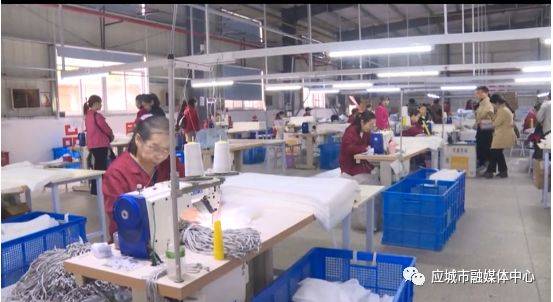 服装定制加工：从传统到现代
